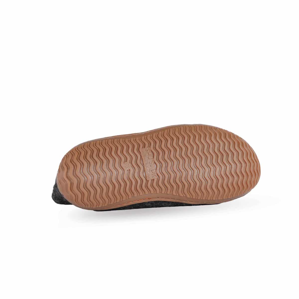 Håndlavede koksgrå uld hjemmesko med høj skaft fra Shus.dk, lavet af 100% New Zealandsk uld, sikrer varme og komfort. Med natur gummisål. Dansk design.