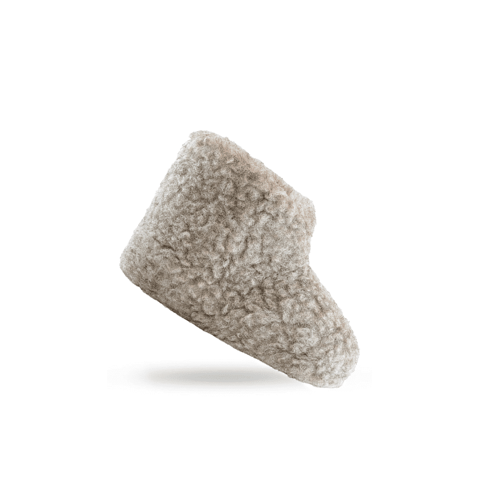 Grå Fluffy sutsko fra SHUS.dk – håndlavet i Indien med New Zealandsk uld, ruskindssål og selvrensende egenskaber.