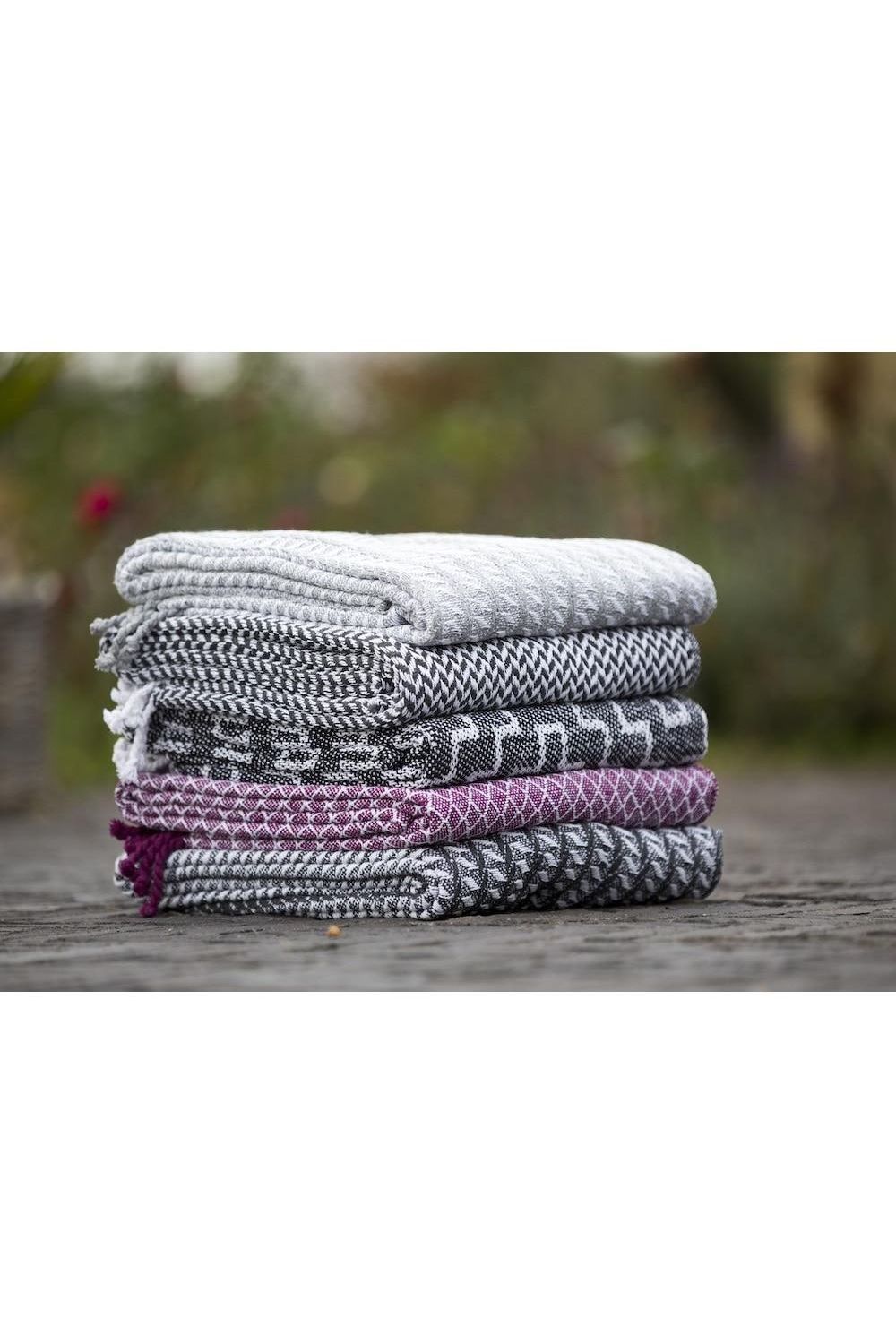 Plaid med frynser i 100% bomuld - 135 x 200 cm. fra Rugs’N’More