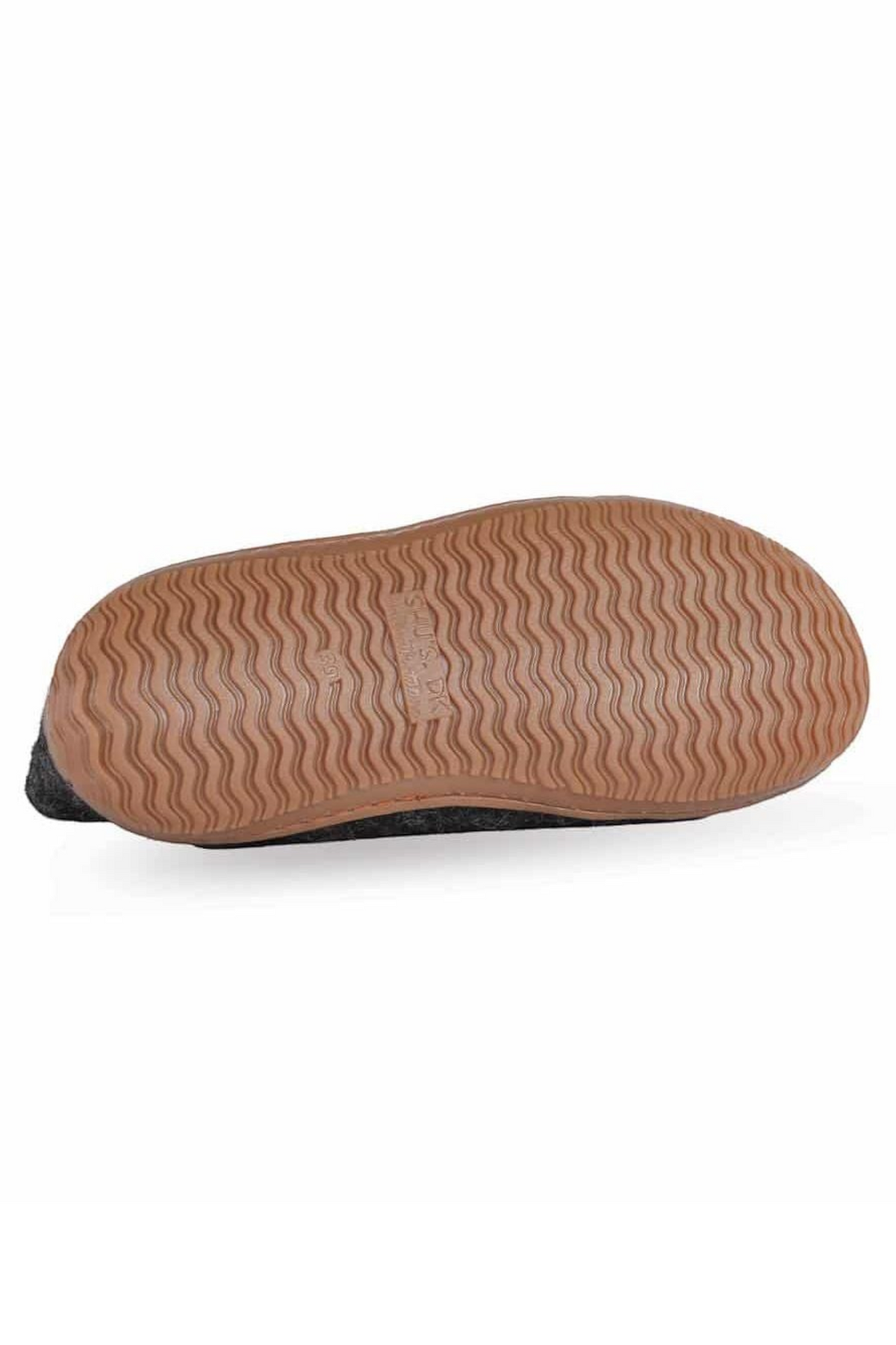 Håndlavede koksgrå uld hjemmesko med høj skaft fra Shus.dk, lavet af 100% New Zealandsk uld, sikrer varme og komfort. Med natur gummisål. Dansk design.