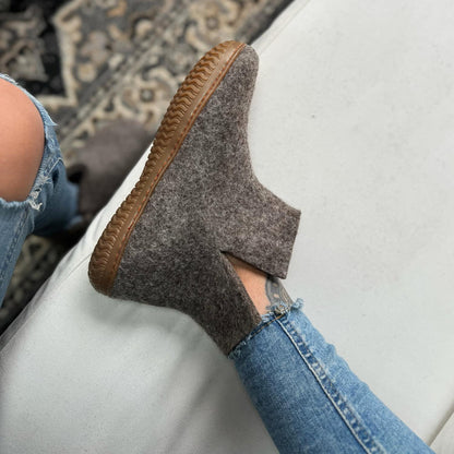 Uldstøvle (100% ren uld) - Model Brun m/Gummisål - Dansk Design fra SHUS
