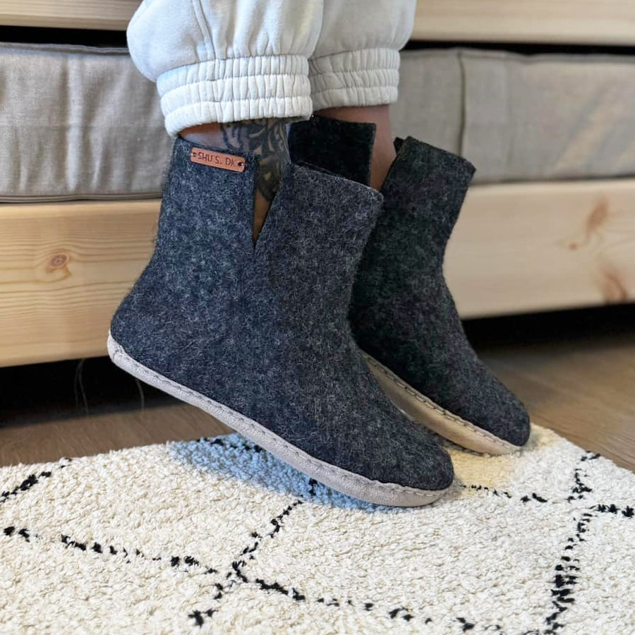 Uldstøvle (100% ren uld) - Model Koks m/sål i skind - Dansk Design fra SHUS