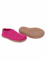 Håndlavede pink uldhjemmesko med gummisål fra SHUS – dansk design, højt skaft, ideel til vinterkomfort og stil.