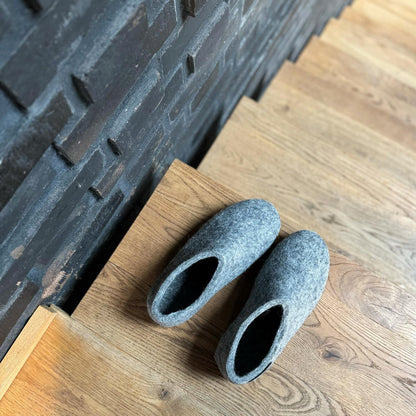 Uldhjemmesko (100% ren uld) - Model Grå m/sål i skind - Dansk Design fra SHUS